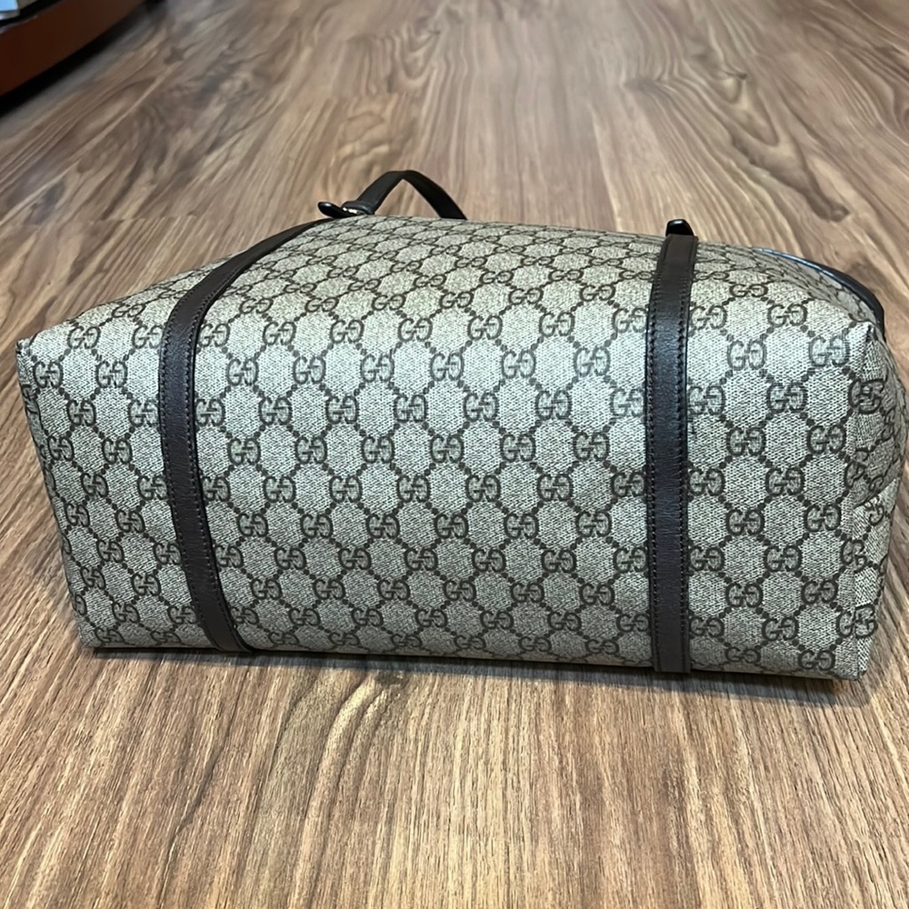 A21- 💯 % authentic Gucci shoulder bag - Picture 14 of 16